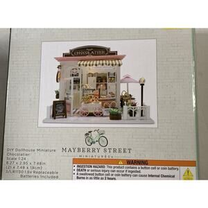 Mayberry Street DIY Dollhouse Miniatures Chocolatier 1:24 Scale Free Shipping
